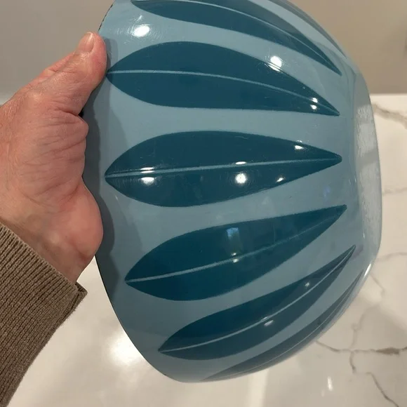 Cathrineholm Turquoise Blue On Blue Enamelware Lotus Bowl 11” Diameter MCM - Picture 5 of 17